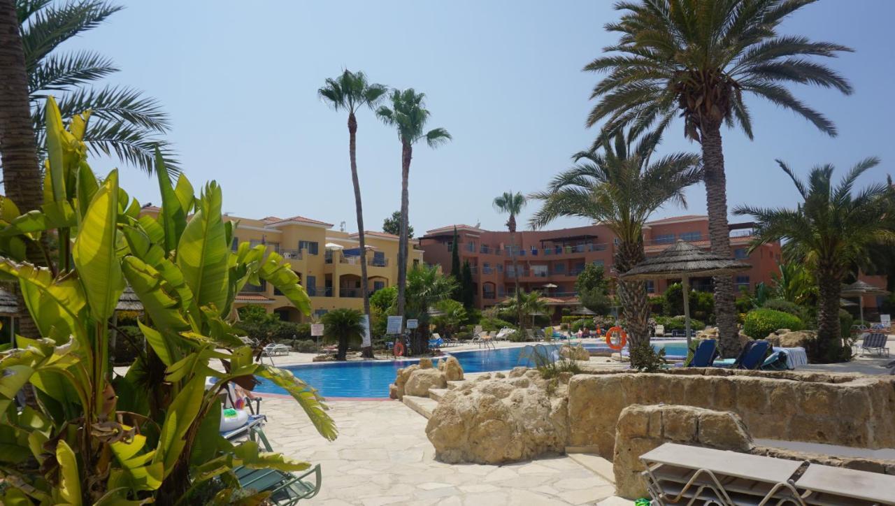 Limnaria Gardens Paphos, Near Beach 외부 사진