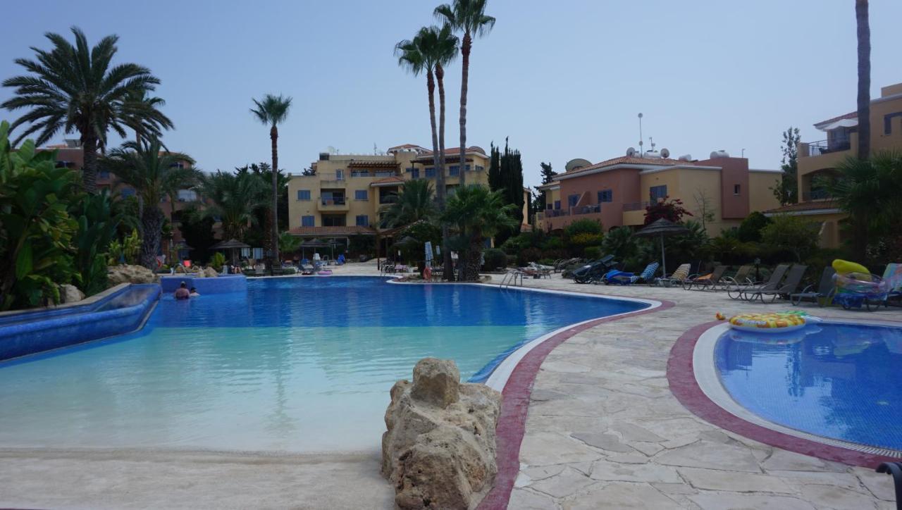 Limnaria Gardens Paphos, Near Beach 외부 사진